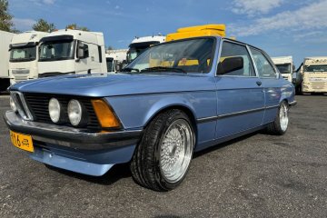 Odrestaurowany 323i stan bdb